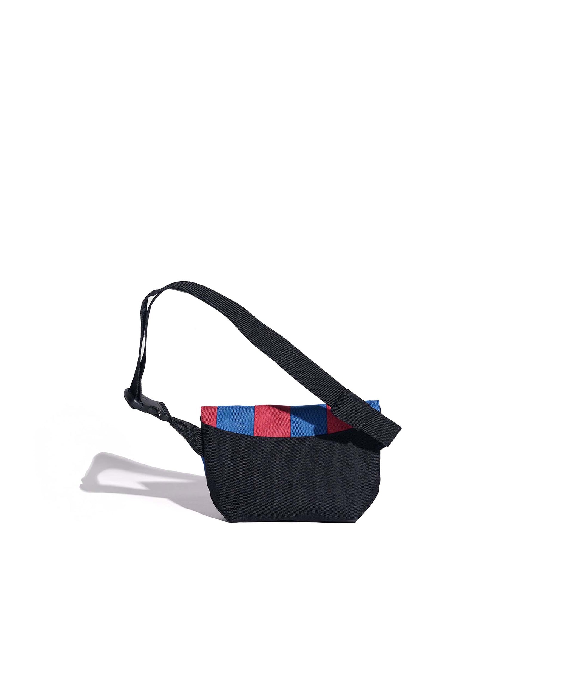 | Colour: Red & Royal Blue