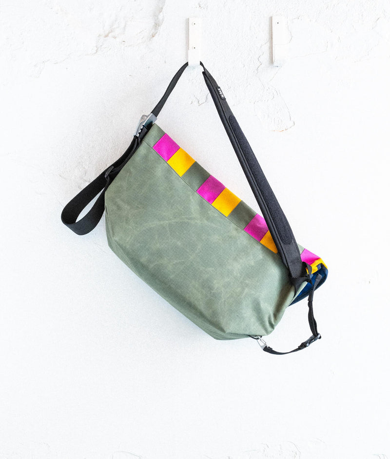 | Colour: Wild Flower