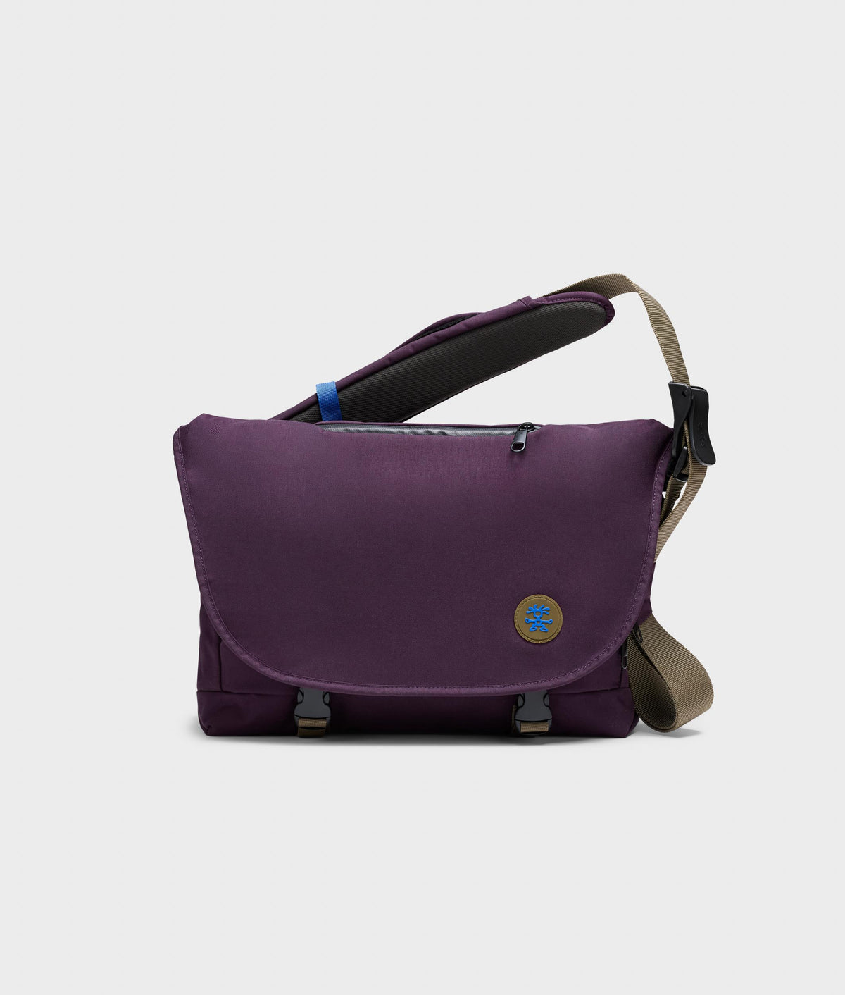| Colour: Acai