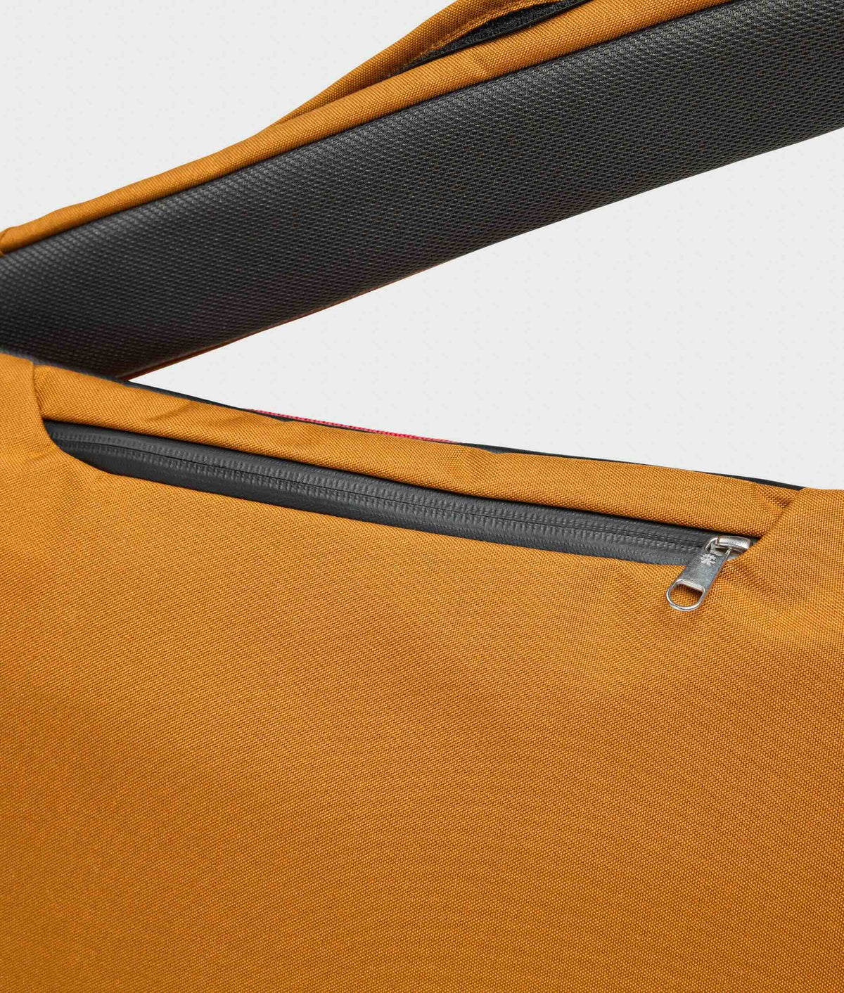 | Colour: Camel