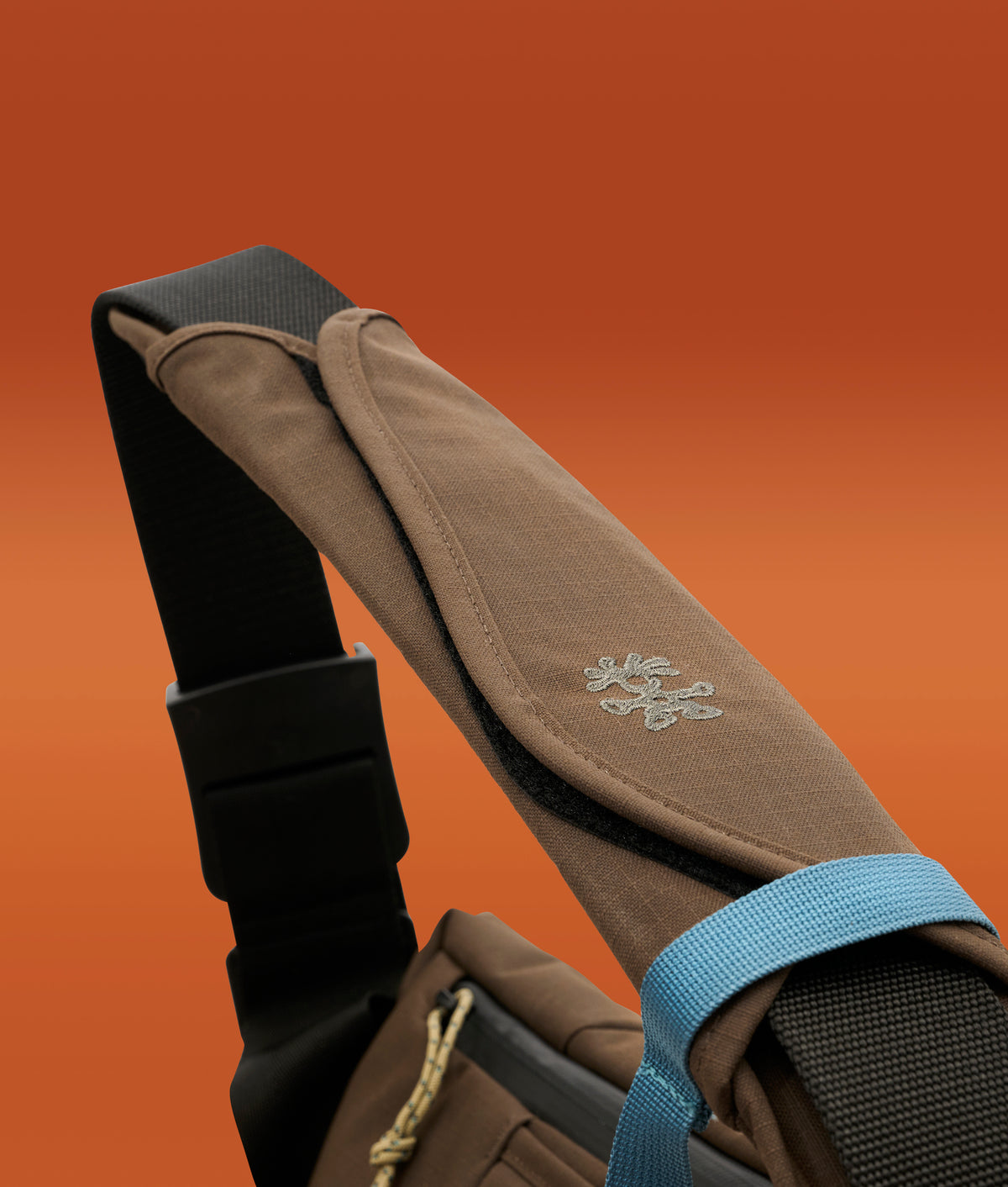 | Colour: Dark Brown