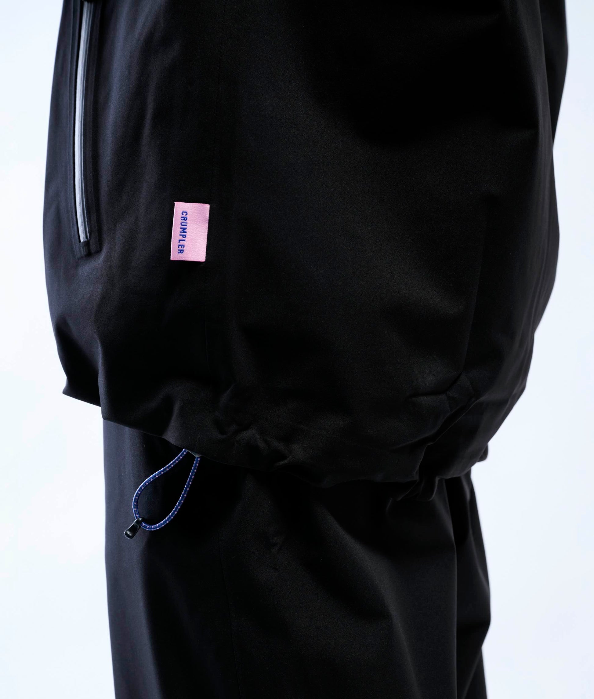 | Colour: Black