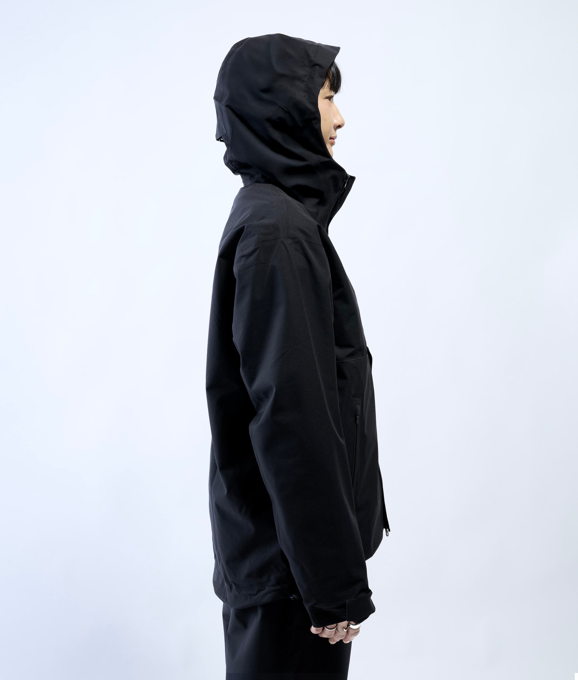 | Colour: Black