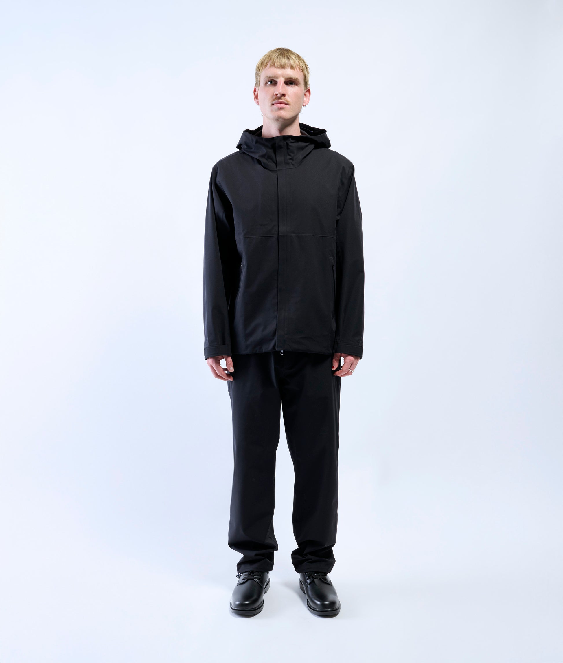 | Colour: Black