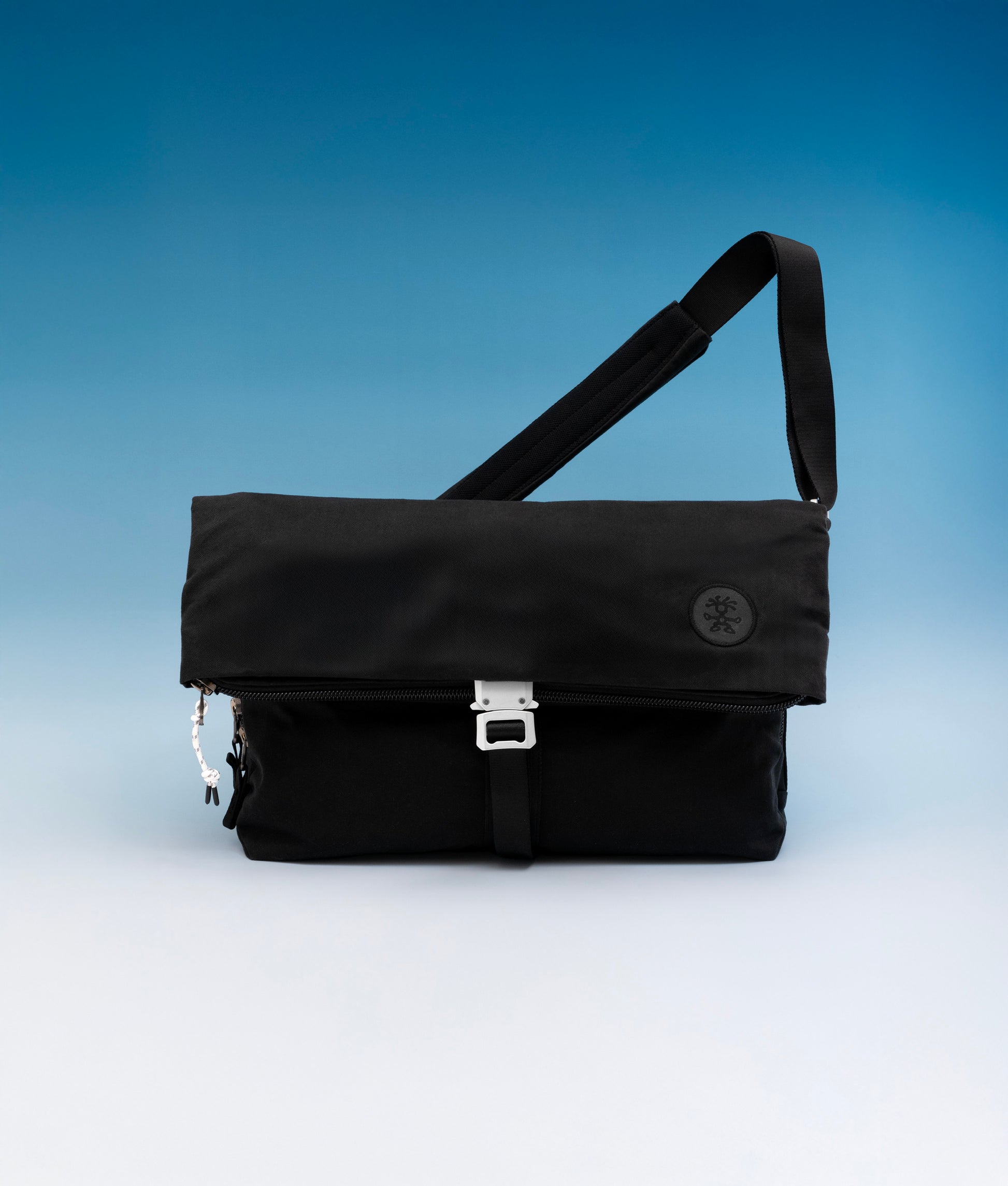 | Colour: Black