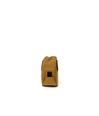 | Colour: Pale Yellow