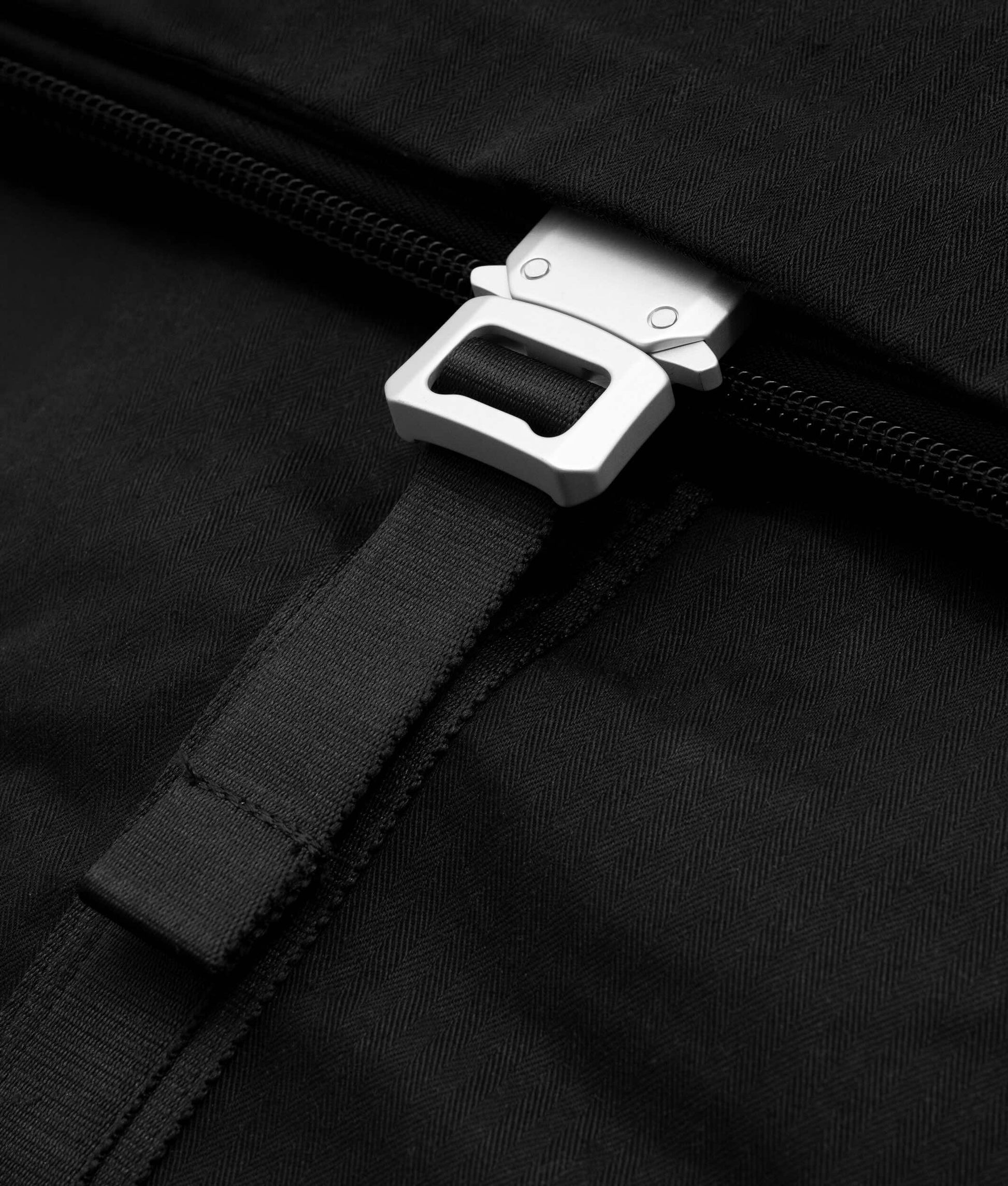 | Colour: Black