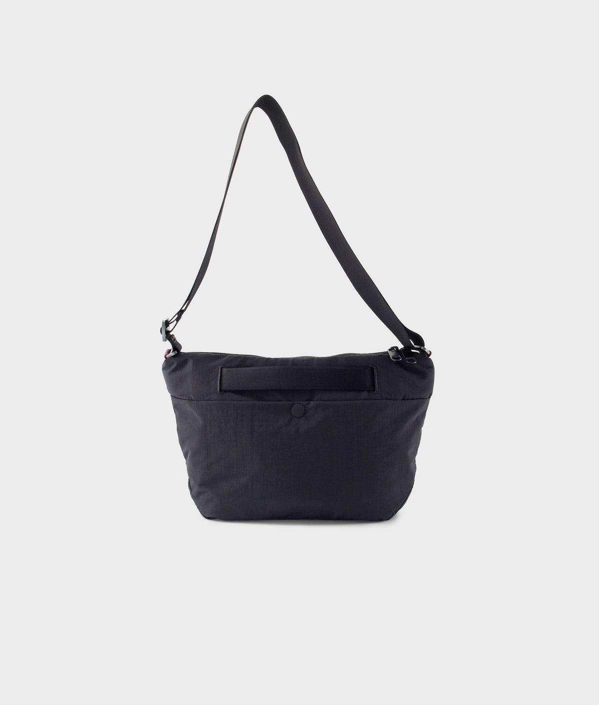 | Colour: Black